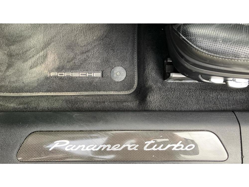 Porsche Panamera Turbo