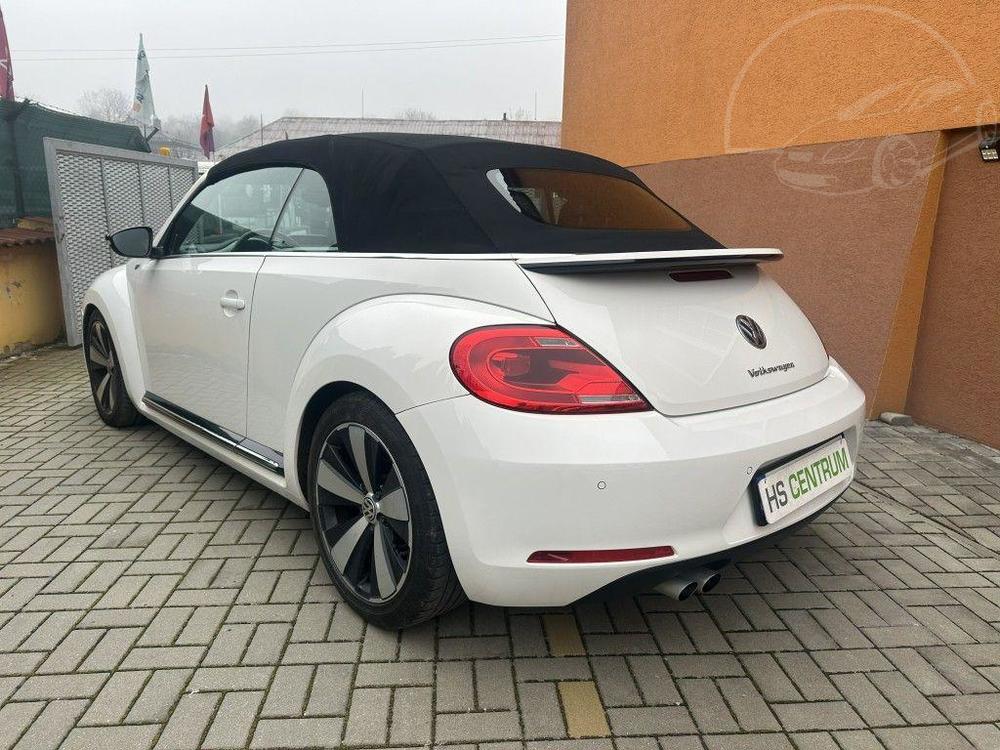 Volkswagen Beetle 2.0 TDI Sport DSG