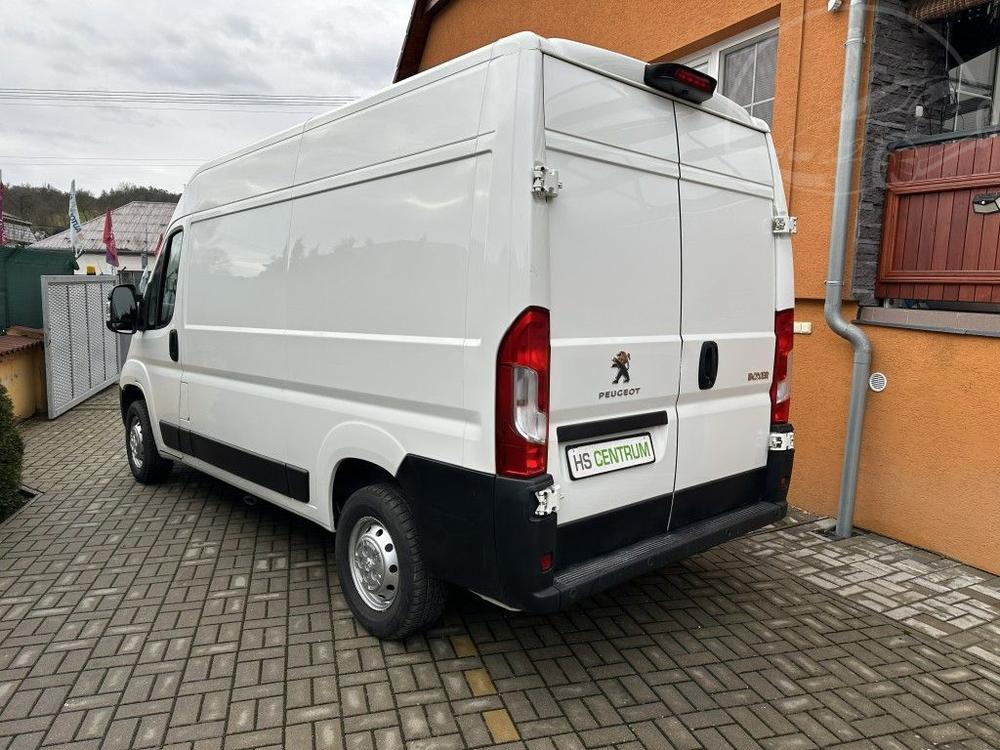 Peugeot Boxer 3300 L2H2 2.2 BlueHDi 103kW