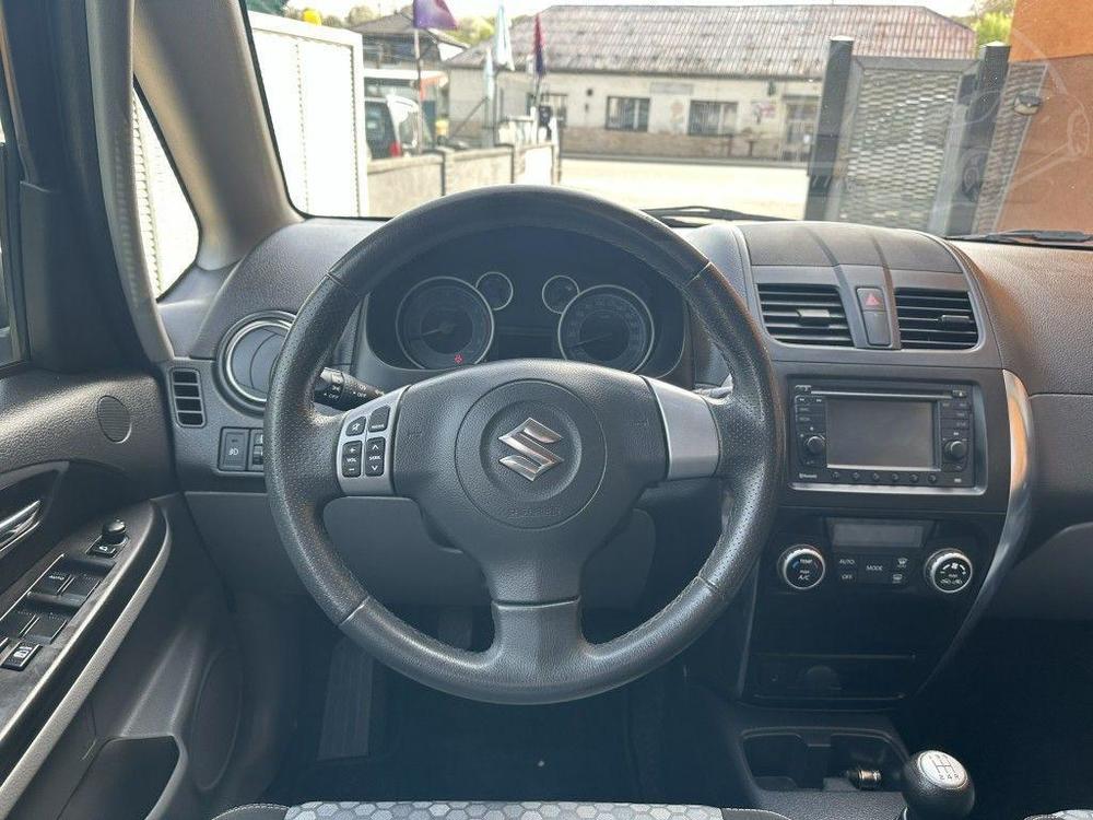 Suzuki SX4 1.6i 88kW