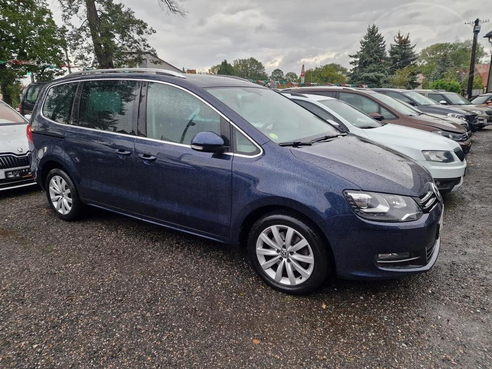 Volkswagen Sharan 2,0TDI DSG 7MÍST HIGHLINE TZ