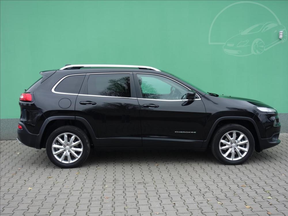 Jeep Cherokee 2,2 AWD 9ATX 200k Act Drive II