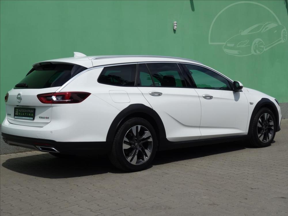 Opel Insignia 2,0 CDTi 154kW COUNTRY TOURER