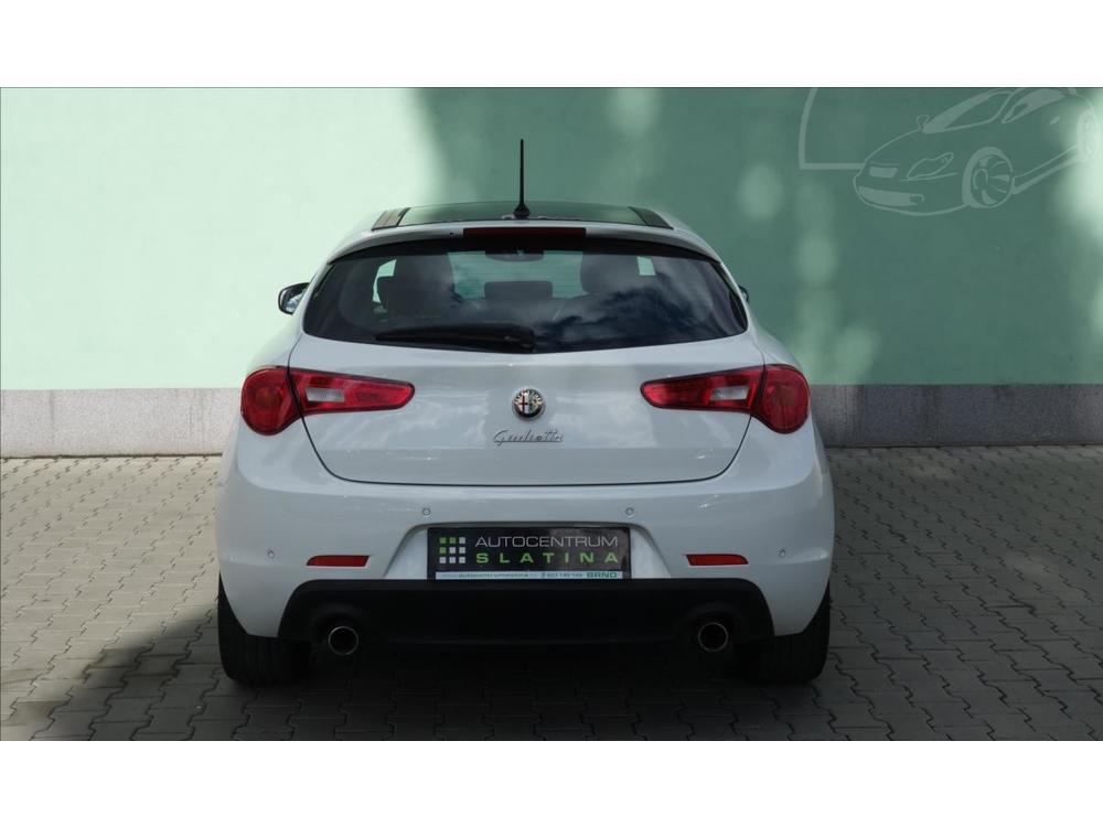 Alfa Romeo Giulietta 2,0 2.0 JTD175k Distinctive TC