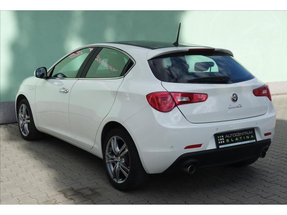 Alfa Romeo Giulietta 2,0 2.0 JTD175k Distinctive TC