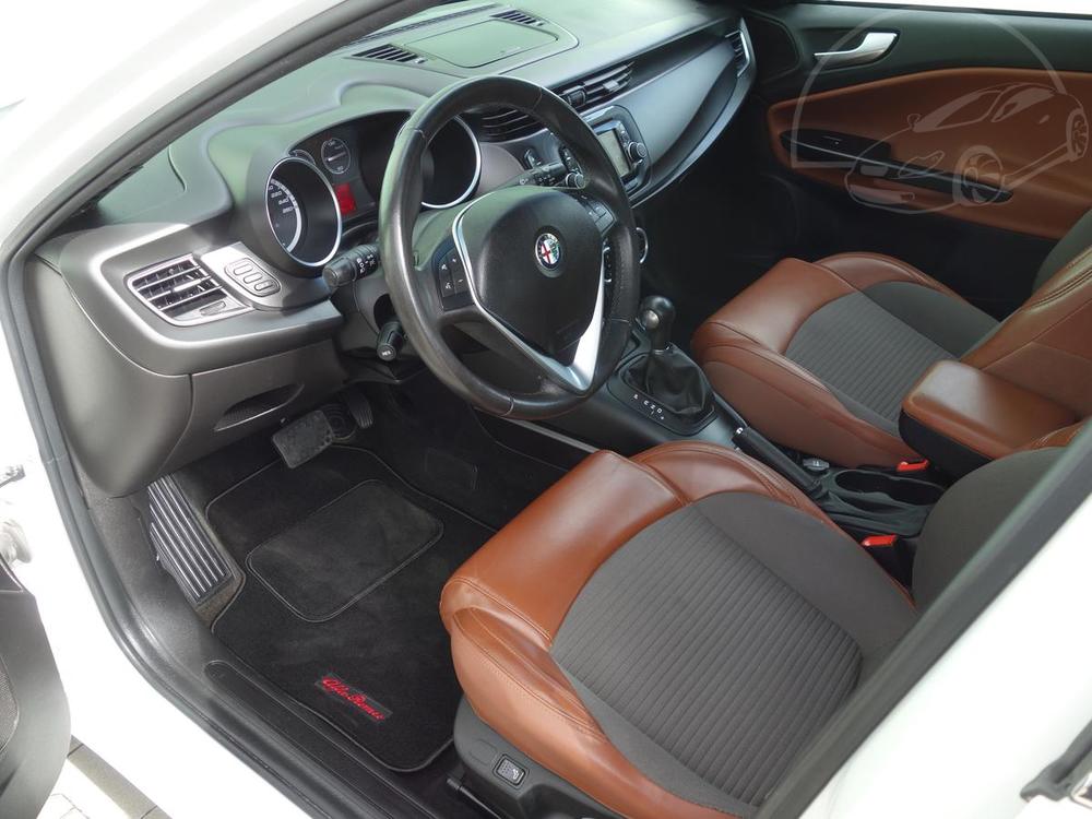 Alfa Romeo Giulietta 2,0 128kW TCT SERVISKA