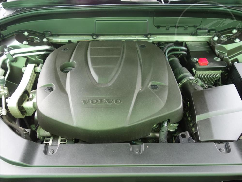 Volvo XC60 2,0 140kW 4x4 MOMENTUM