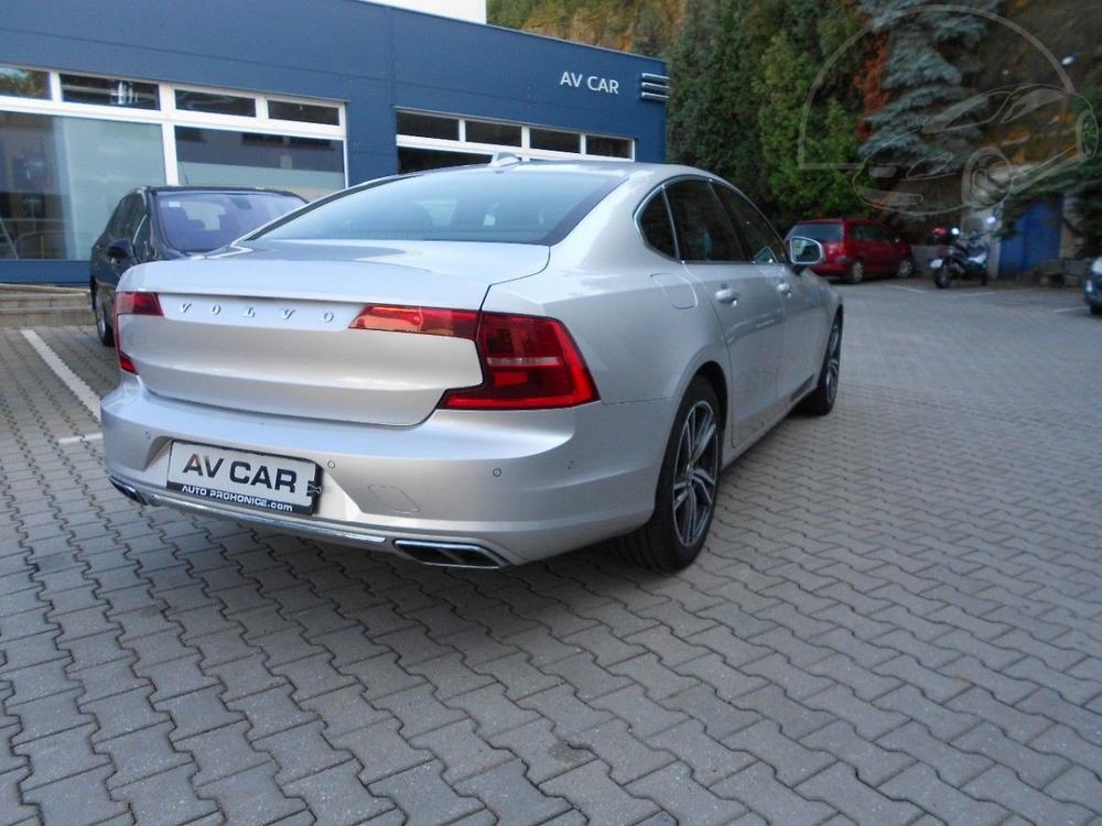 Volvo S90 2.0 4WD