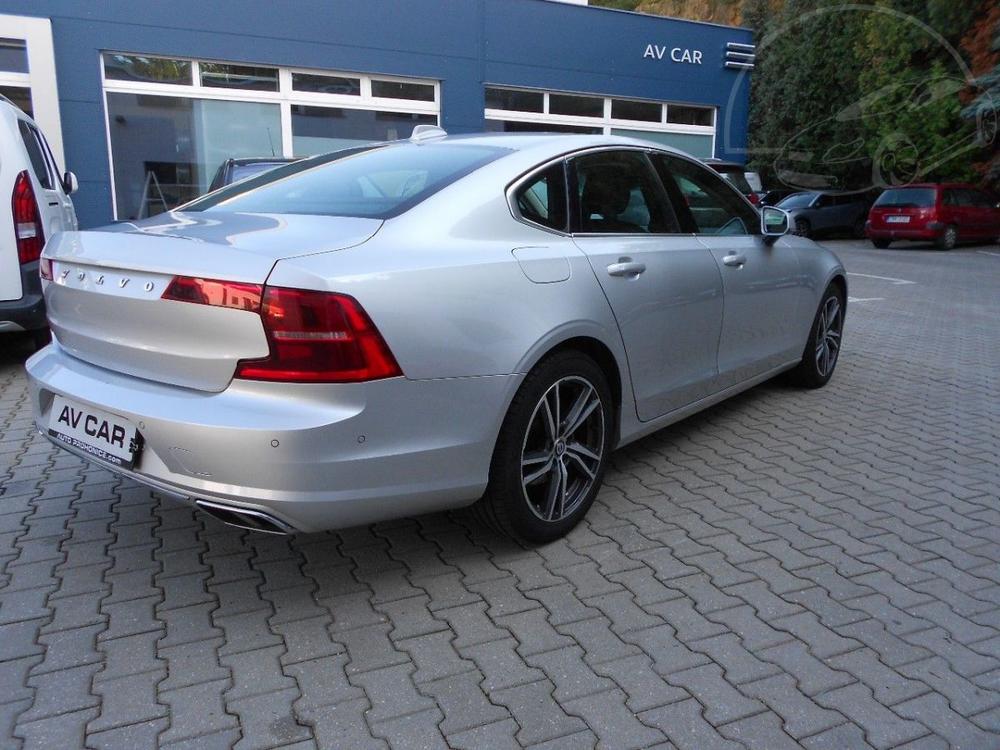 Volvo S90 2.0 4WD