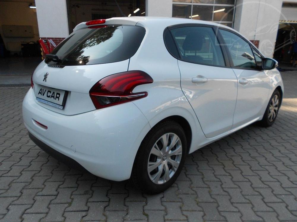 Peugeot 208 Active 1,2 82k R 1.maj DPH