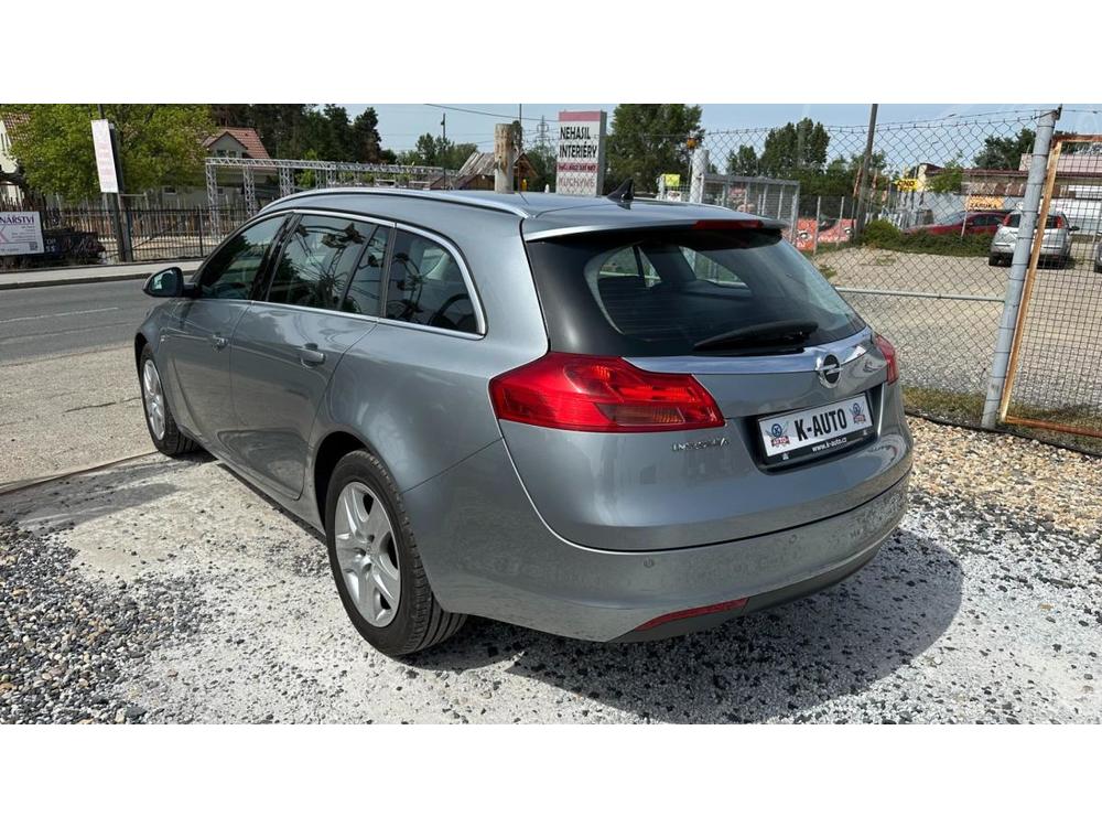 Opel Insignia 1.8i 103kW *Servis*Navi*