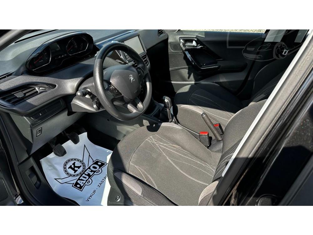 Peugeot 208 1.2i 60kW*PureTech*Servis*