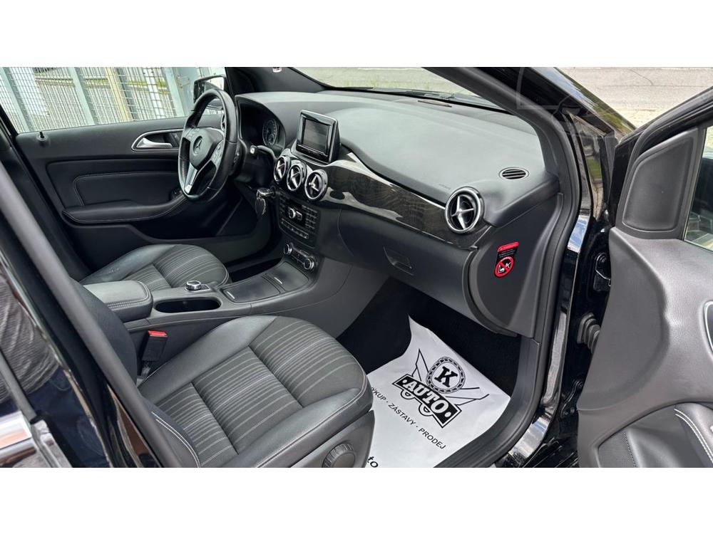 Mercedes-Benz B B 180CDI 80kW *A/T*ALU*Navi*