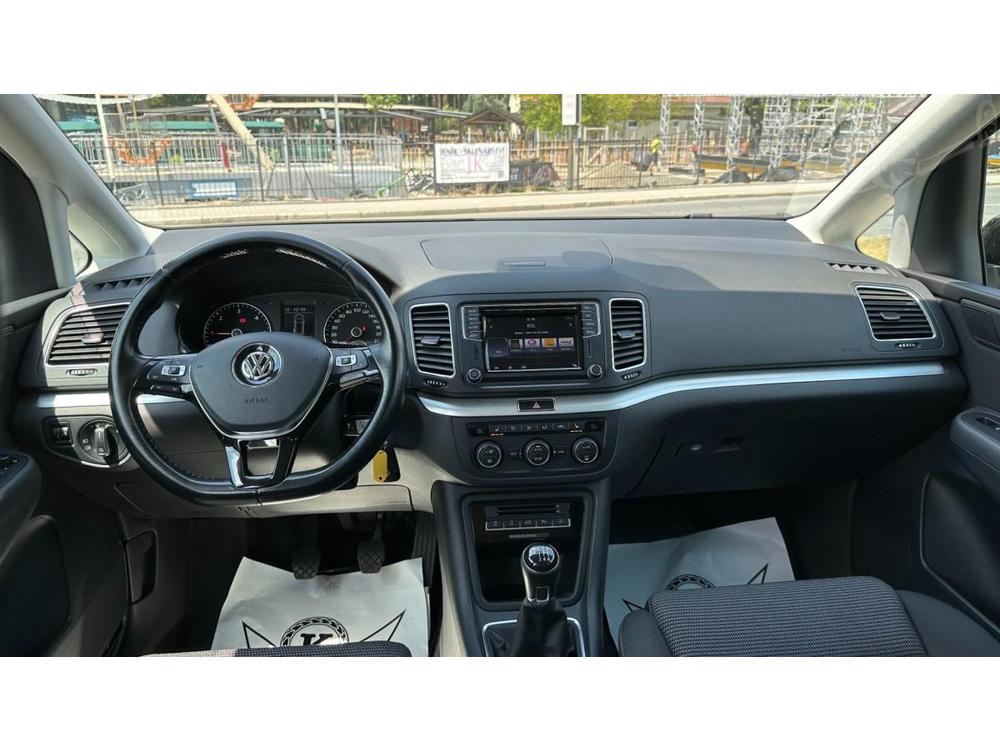 Volkswagen Sharan 2.0TDI 110kW *Stav*Servis*ACC*