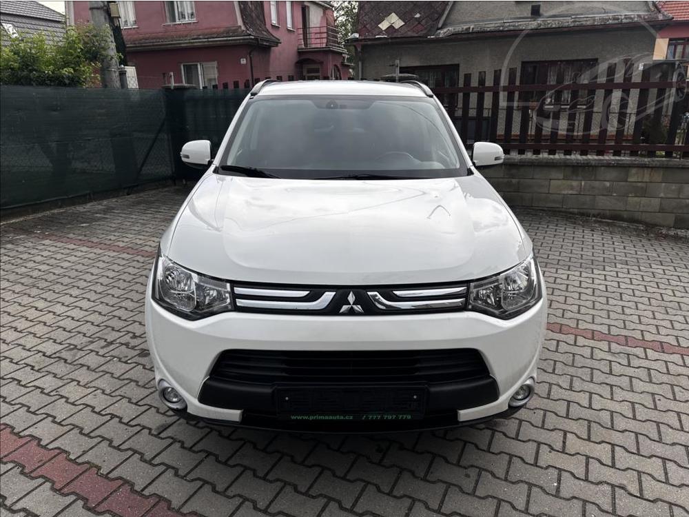 Prodm Mitsubishi Outlander 2,3 INTENSE+ DI-D 4WD