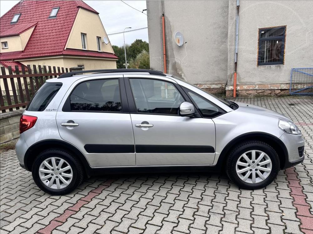 Suzuki SX4 1,6 VVT NAVIGACE TOP STAV