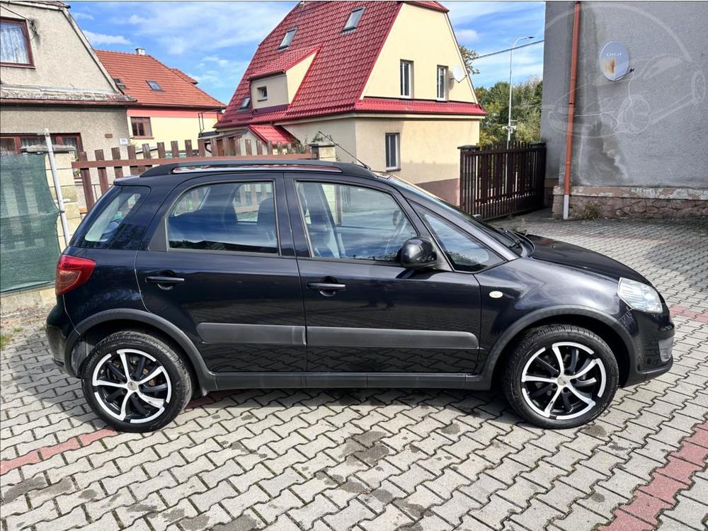 Suzuki SX4 1,6 VVT AUTOMAT TOP