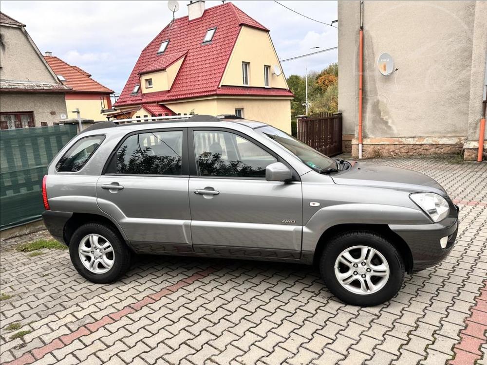 Kia Sportage 2,0 4x4 TOP STAV