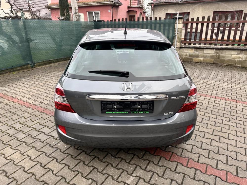 Honda Civic 2,0 i 1.majitel bez koroze