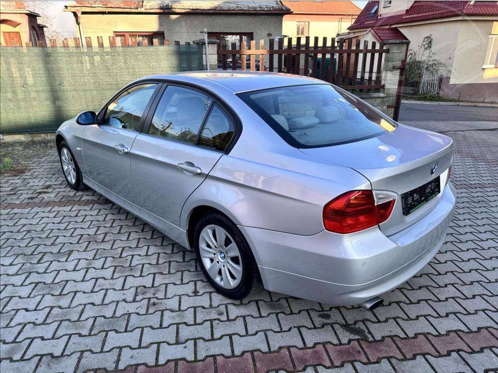 BMW 3 2,0 318i E90 1.majitel