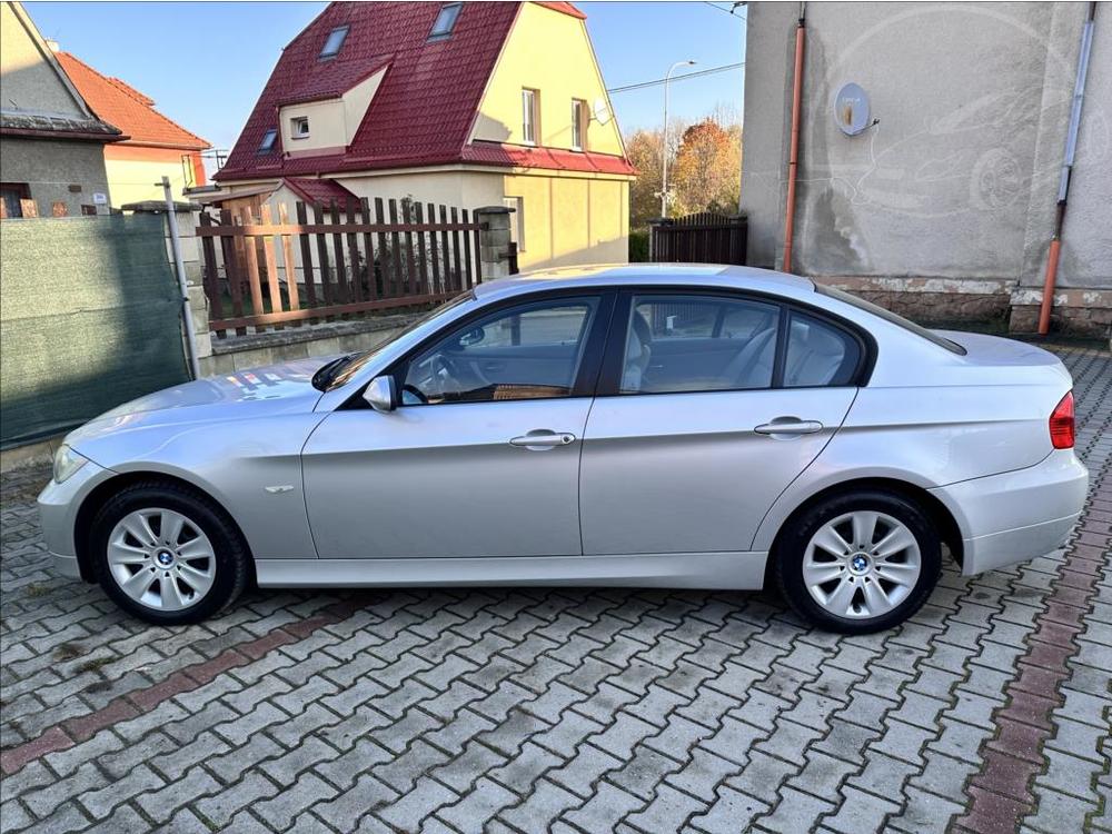 BMW 3 2,0 318i E90 1.majitel