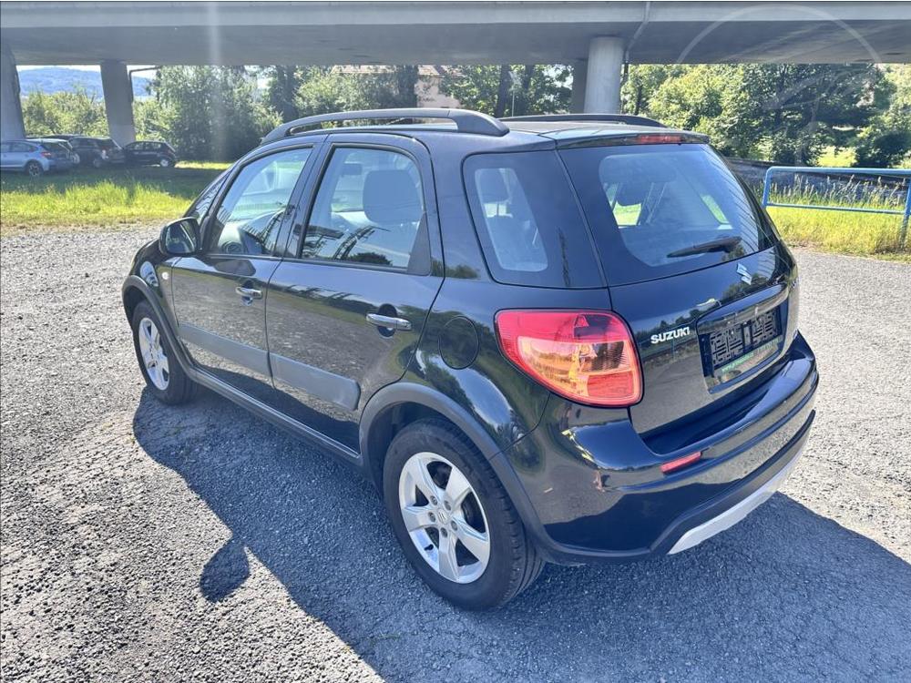 Suzuki SX4 1,6 4x4 1.majitel top stav.