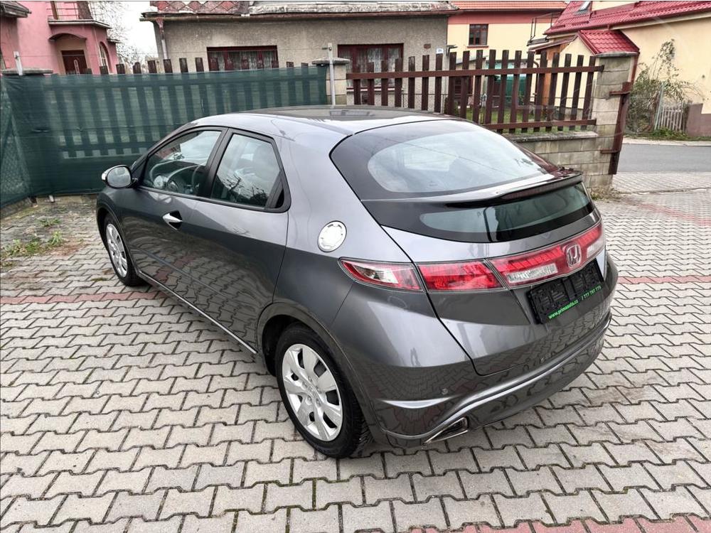 Honda Civic 1,8 Comfort