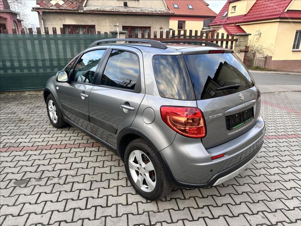 Suzuki SX4 1,6 VVT AUTOMAT TOP