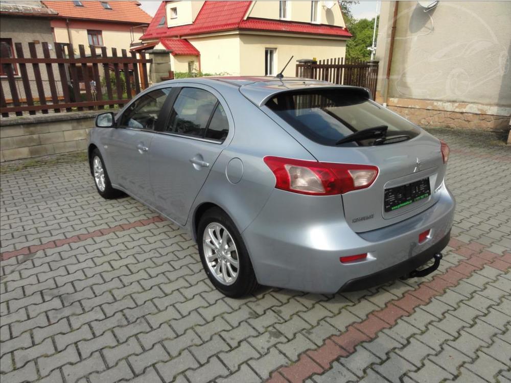 Mitsubishi Lancer 1,6 1.majitel 50 tis. km !!!