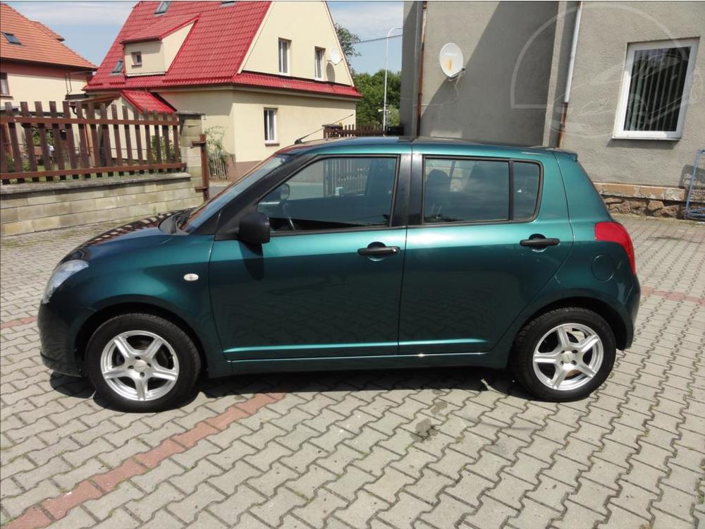 Suzuki Swift 1,3 GA KLIMA