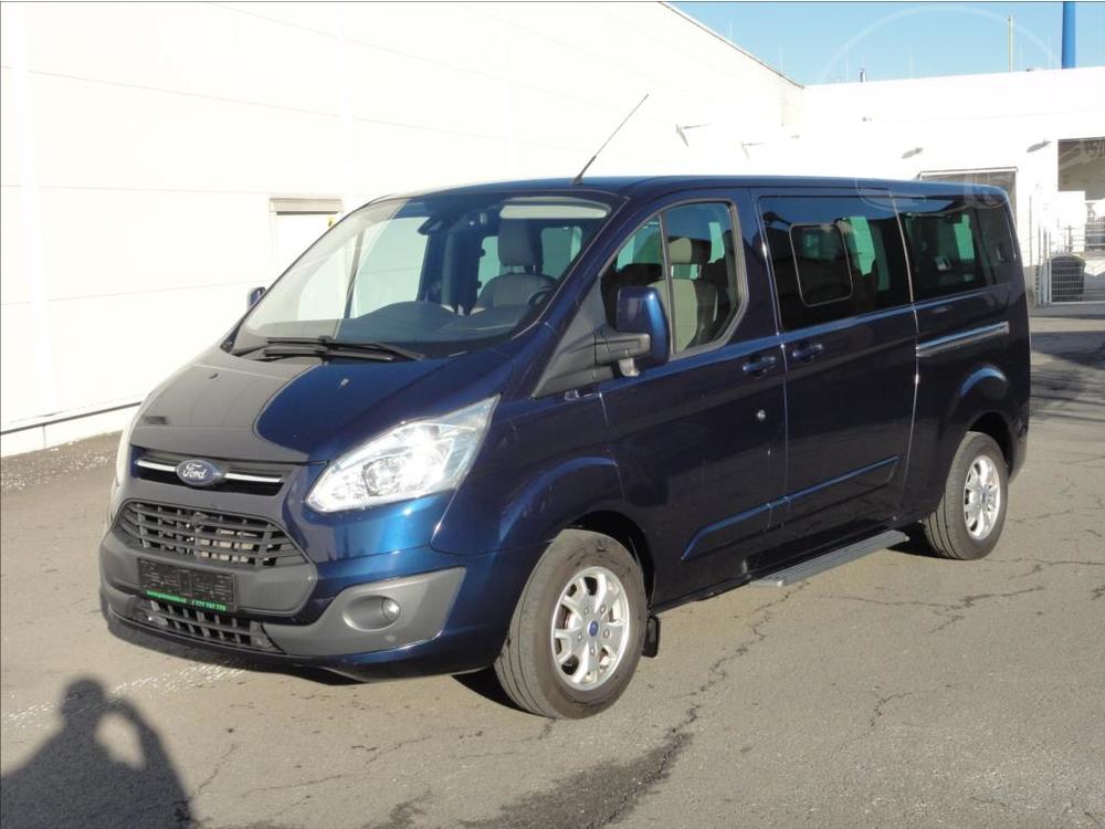 Ford Tourneo Custom 2,2 TITANIUM TDCi 8.MST LONG