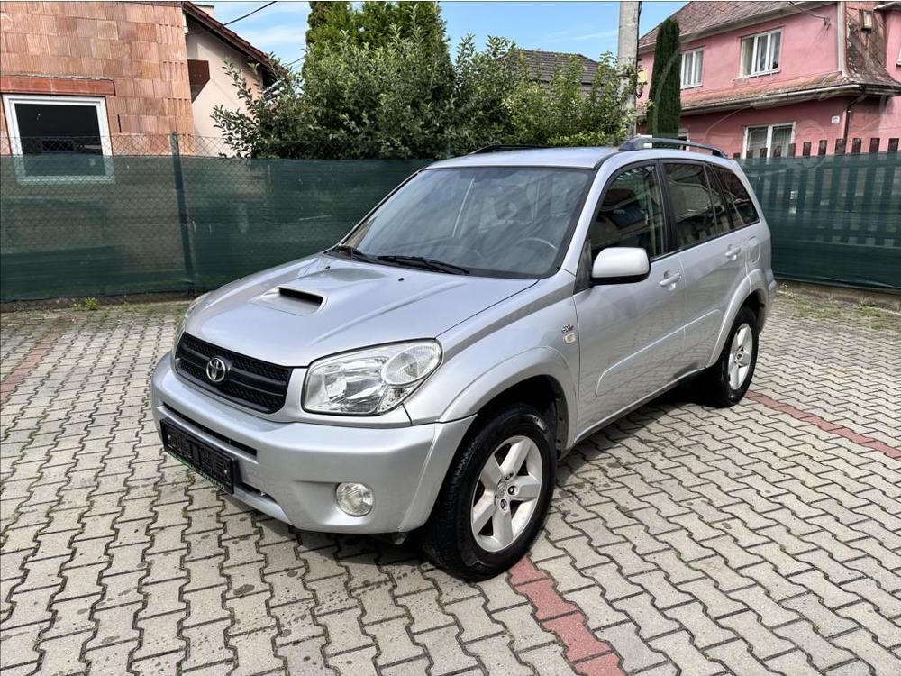 Toyota RAV4 2,0 D4-D BEZ KOROZE !!!!