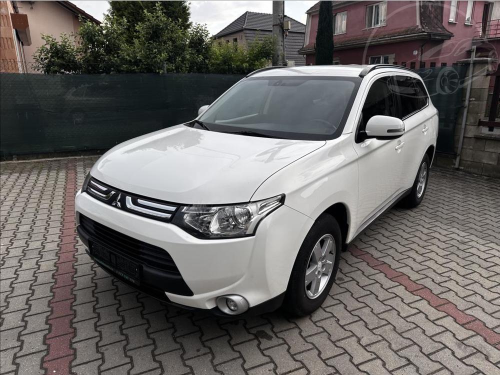 Mitsubishi Outlander 2,3 INTENSE+ DI-D 4WD