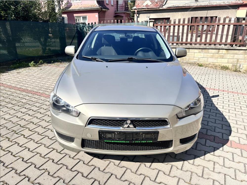 Mitsubishi Lancer 1,8 1.majitel TOP