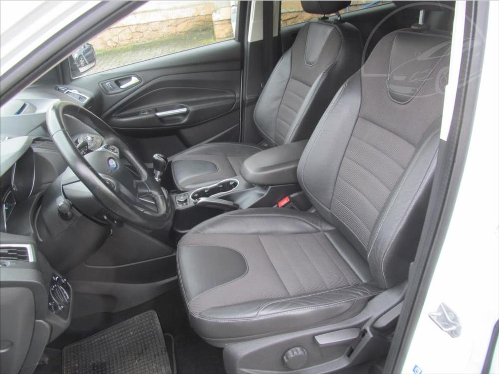 Ford Kuga 2,0 TOP STAV  4x4 TITANIUM TA