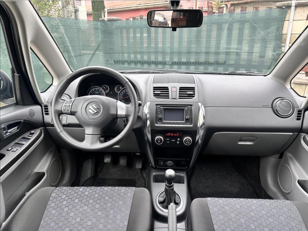 Suzuki SX4 1,6 VVT NAVIGACE TOP STAV