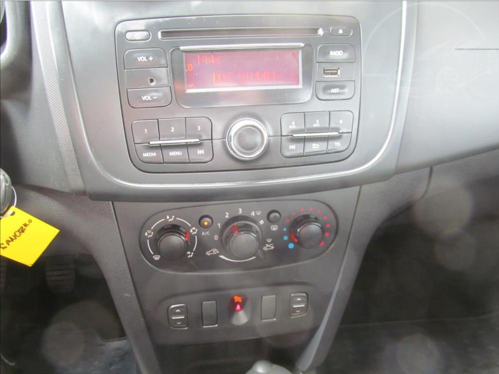 Dacia Sandero 1,2 16V Ambiance 1.majitel