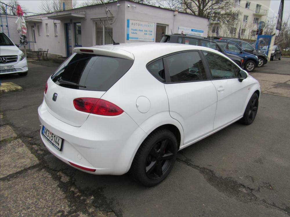 Seat Leon 1,6 TDi CR 77 kW Style DSG