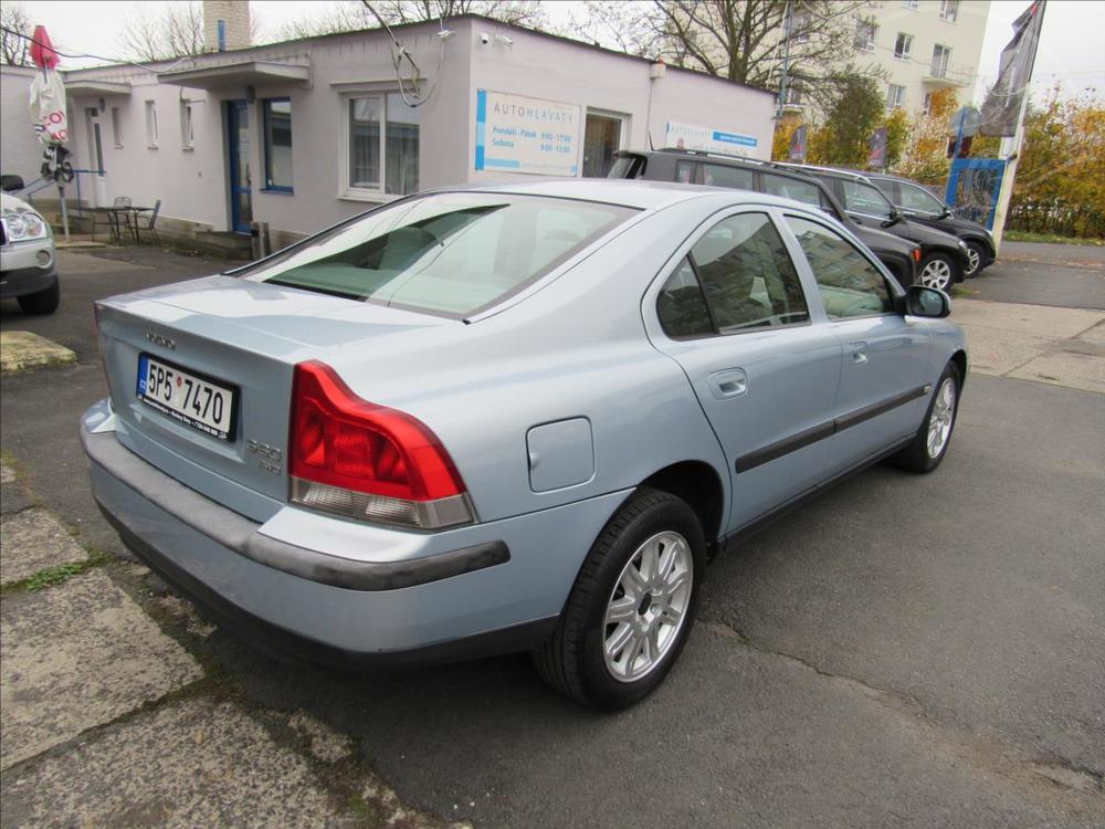 Volvo S60 2,5 154kW AWD