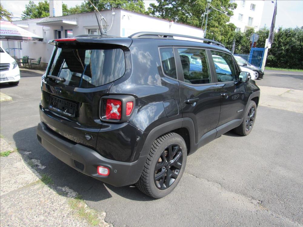 Jeep Renegade 1,6 E-TorQ EVO 110k Sport FWD