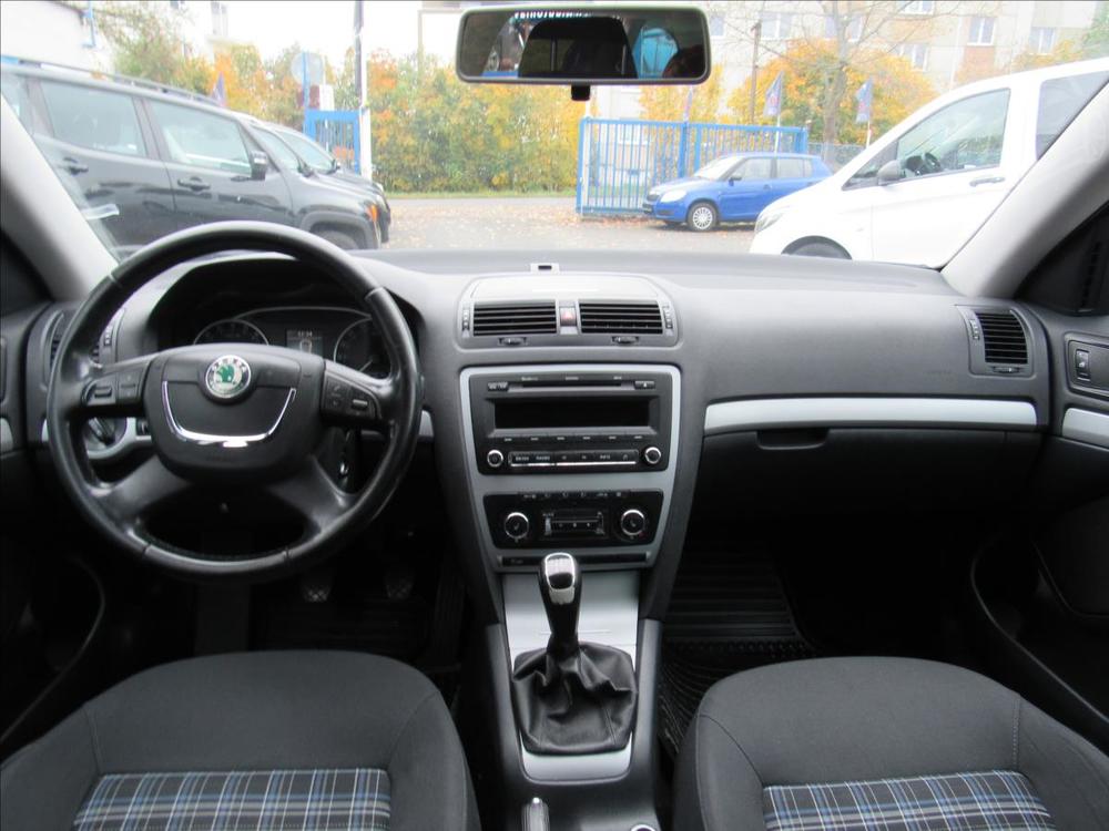 koda Octavia 1,6 TDI CR DPF Ambition Combi