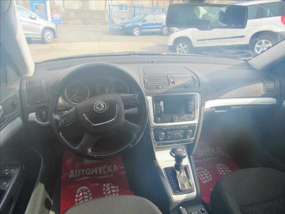 koda Octavia 2,0 TDI CR DPF DSG Ambiente Co