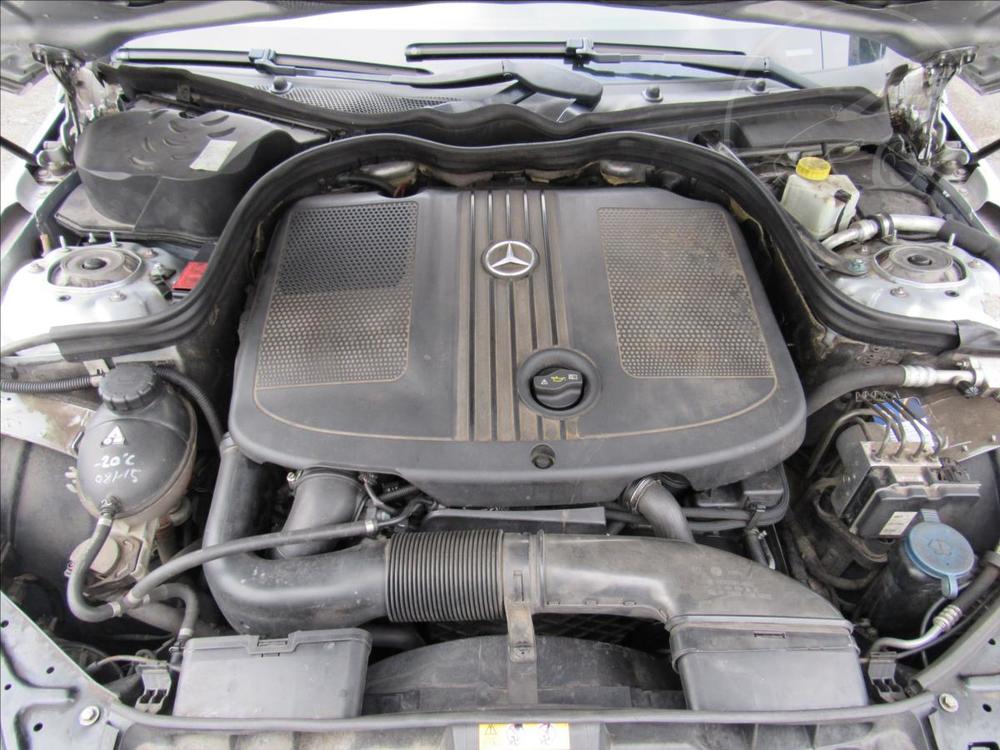 Mercedes-Benz E 2,1 E 220 CDI BlueEFFICIENCY 7