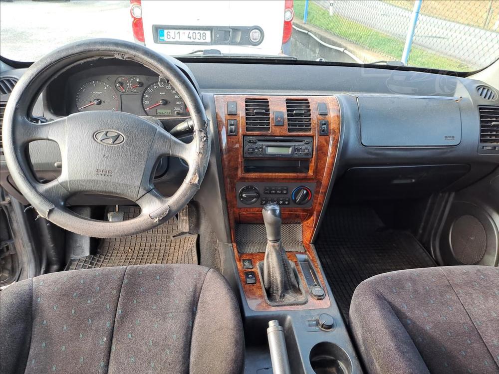 Hyundai Terracan 2,9 CRDI 4x4 VADA MOTORU