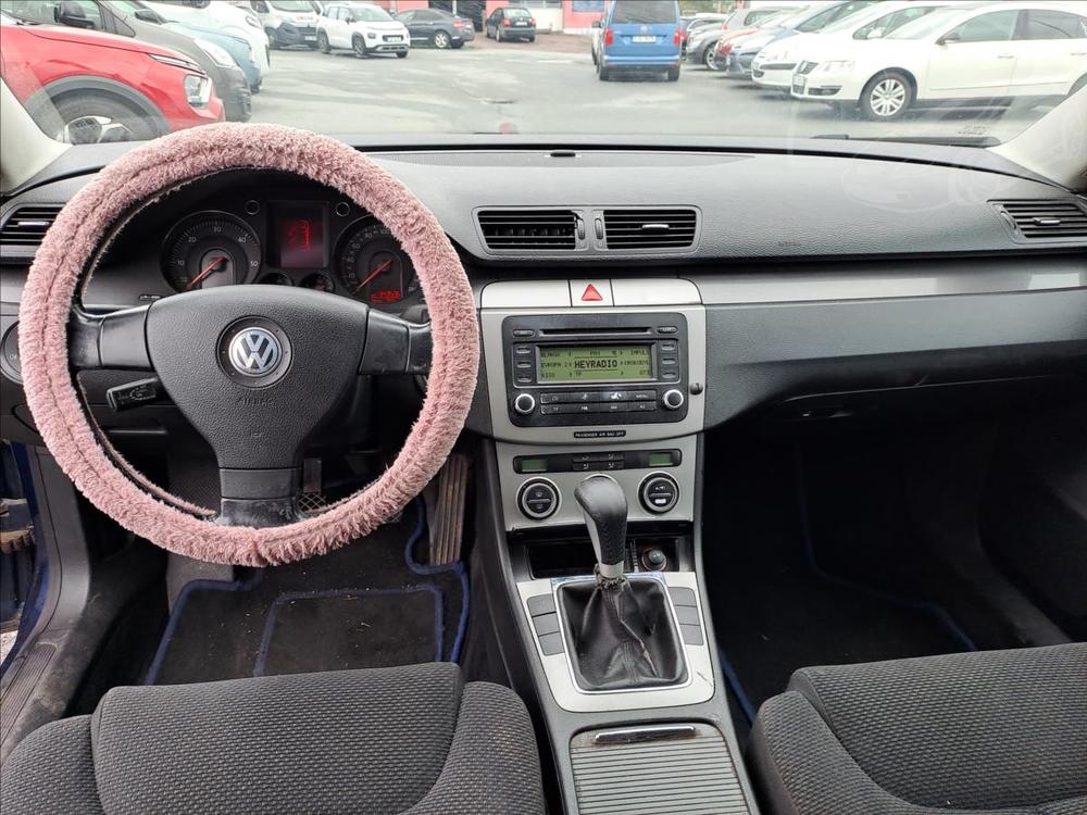 Volkswagen Passat 2,0 TDI COMFORTLINE