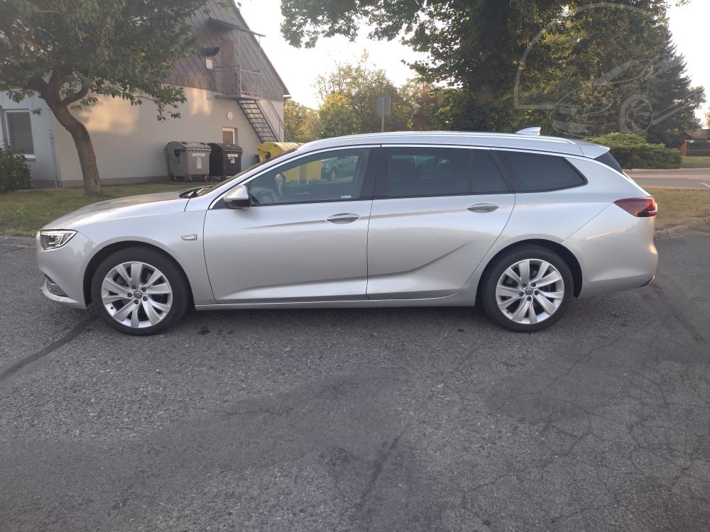 Opel Insignia 2.0 CDTI bi-turbo, tan