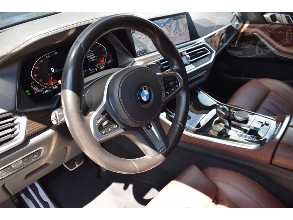 BMW X5 40i/Individual/Headup/vzduch