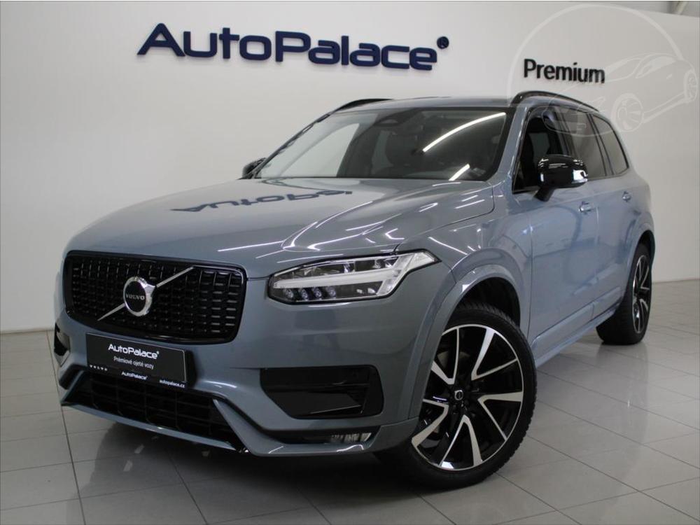 Volvo XC90 2,0 B5 AWD PLUS Dark TAŽNÉ ČR