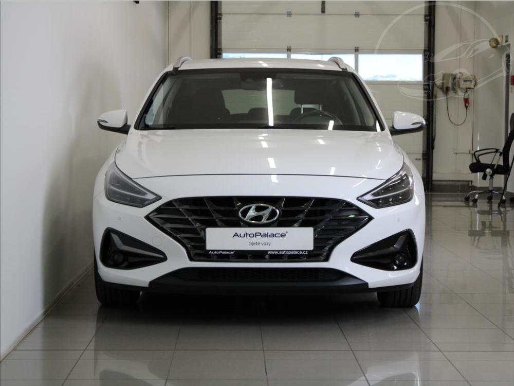 Hyundai i30 1,6 CRDi Smart KAM. 92tkm.