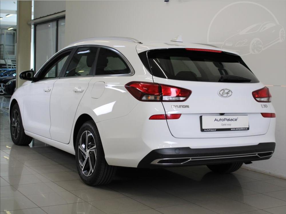 Hyundai i30 1,6 CRDi Smart KAM. 92tkm.